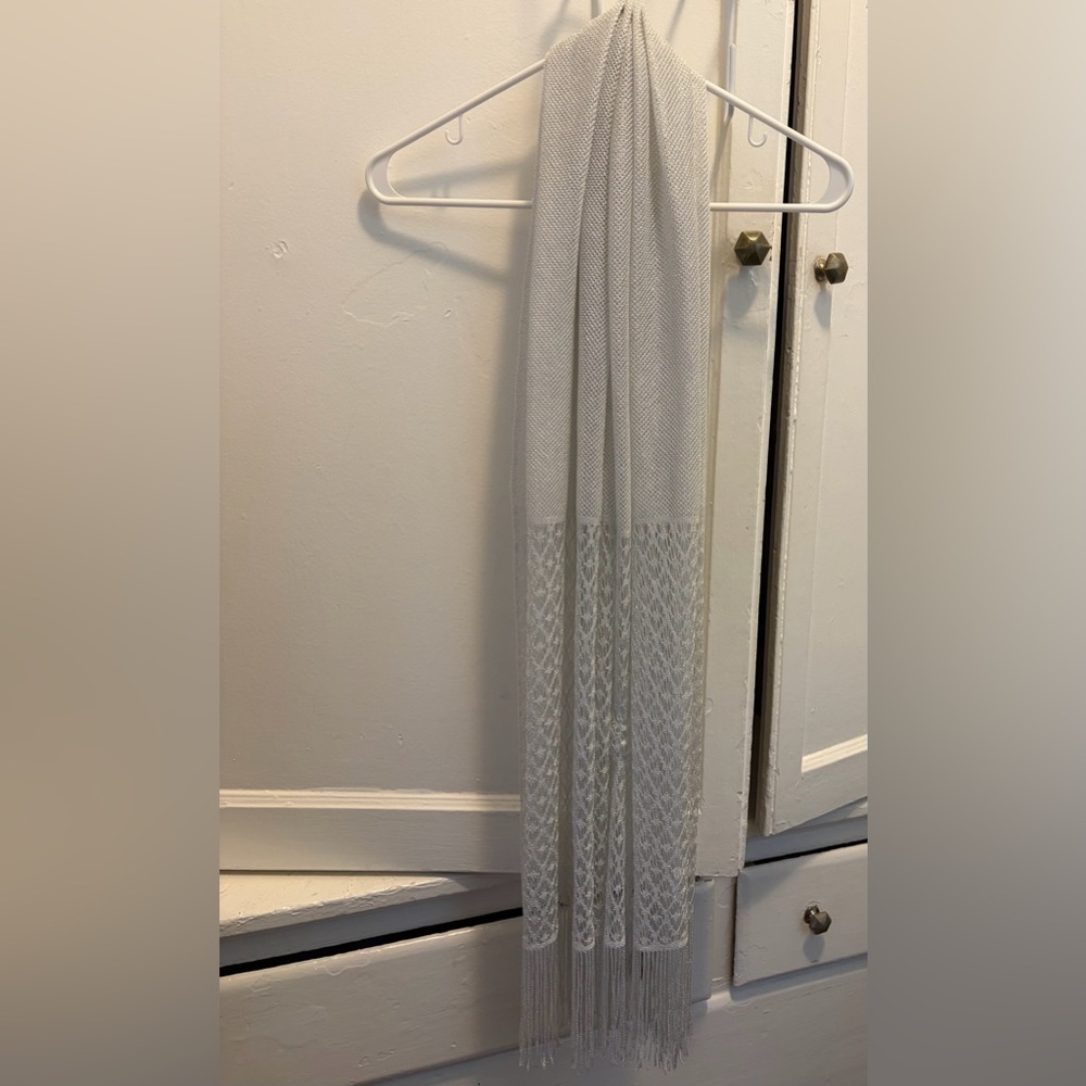 Lightweight Fringe Scarf